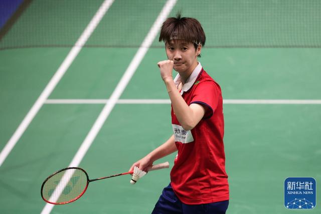 据绝对优势 据绝对优势