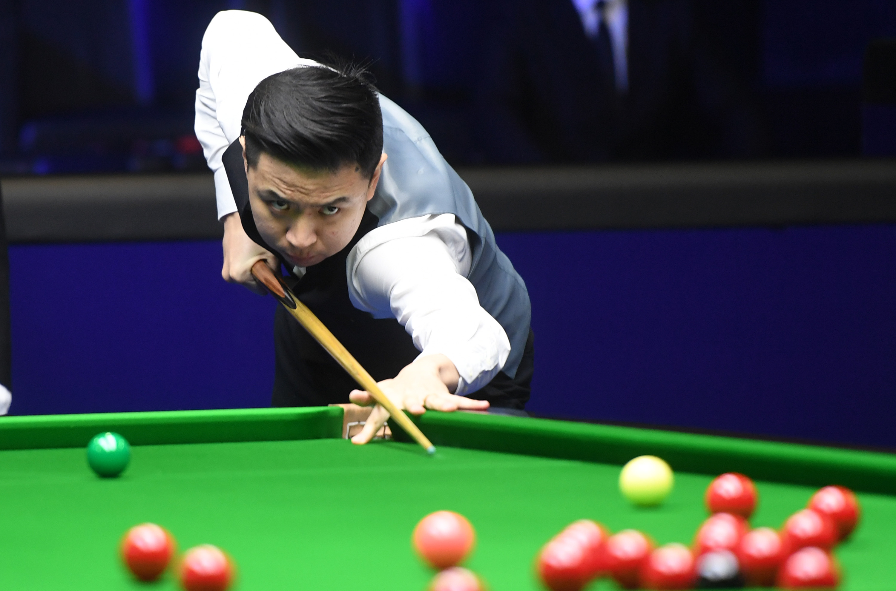 明了自己的 明了自己的